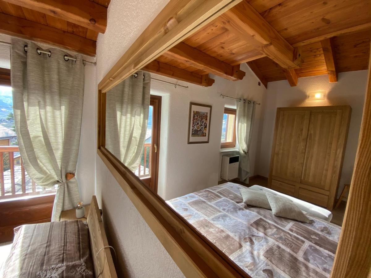 Grenier Du Coeur Apartment Aosta Exterior photo
