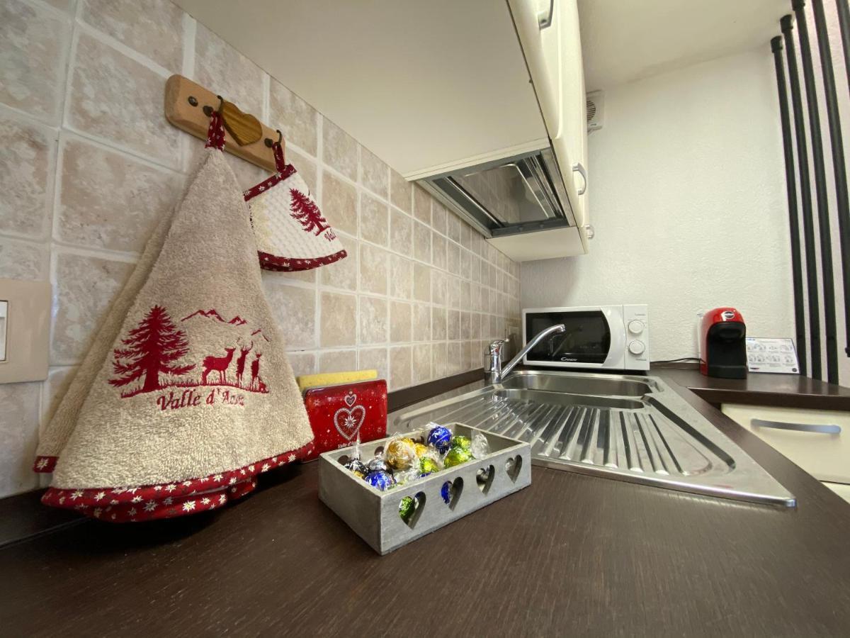 Grenier Du Coeur Apartment Aosta Exterior photo